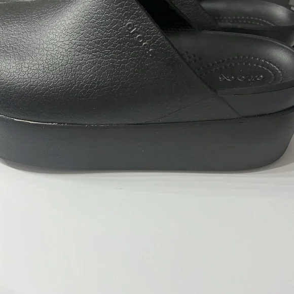 CROCS Black Comfort Clogs - Picture 4 of 6